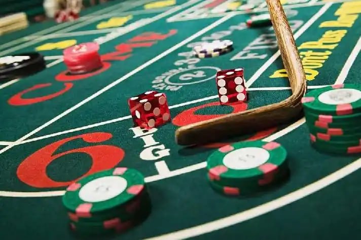 Người dùng Vietnam chơi live casino và game bài trên f8bét
